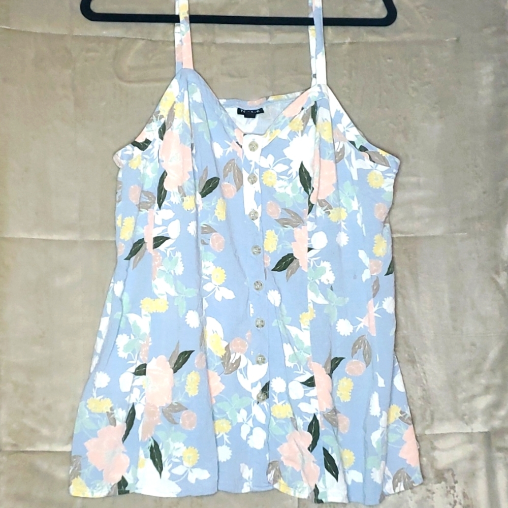 Womans poplin top size 0 Torrid
